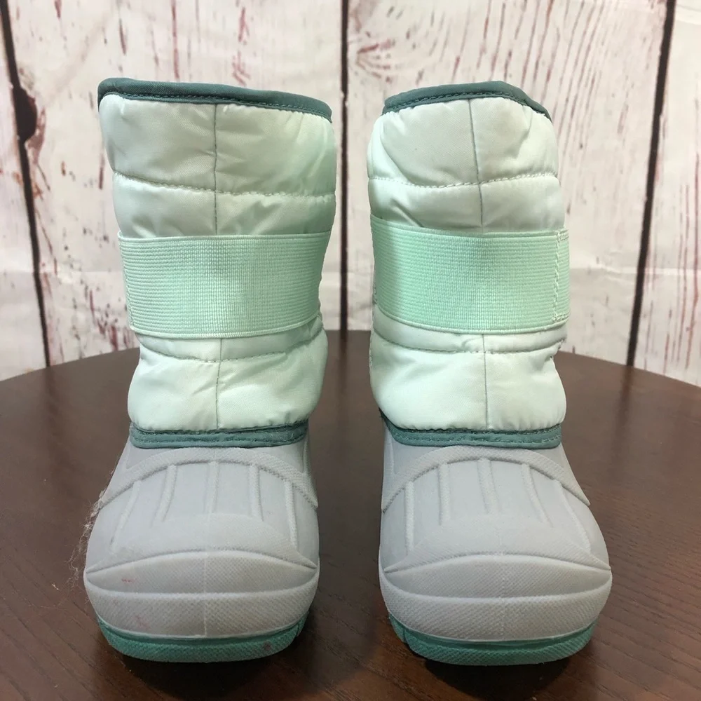 CAT & JACK Kids Snow Boots in Mint and Gray - Comfortable Winter Footwear size 9